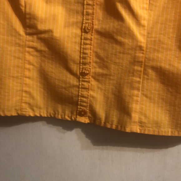 George very yellow fitted button up blouse. Could be jacket with tank. Large. - Picture 6 of 7